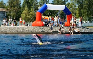 Onego swim - Сеть бассейнов клуба «Мэвис-1» обучение плаванию взрослых в С.-Петербурге
